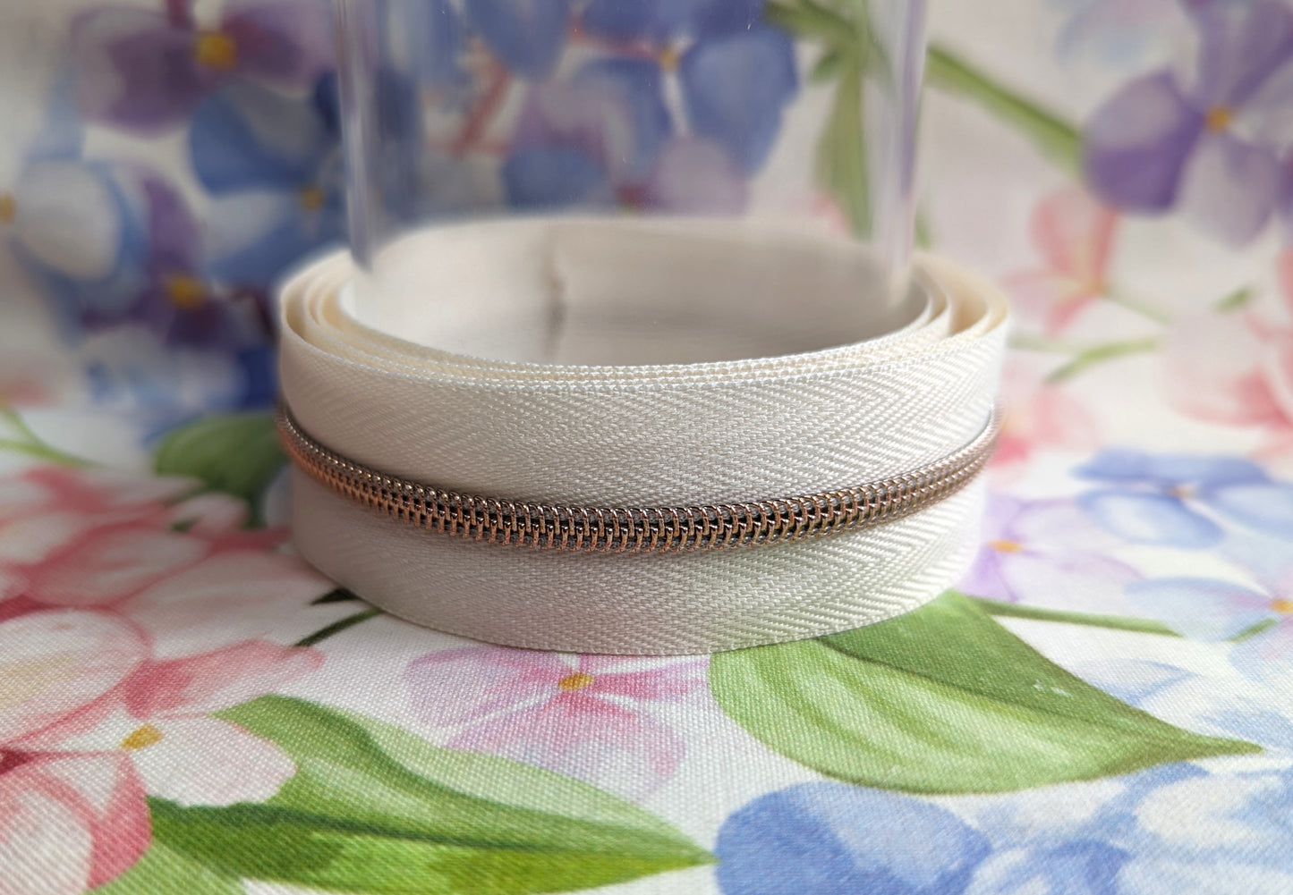 #3 Cream Zipper Tape