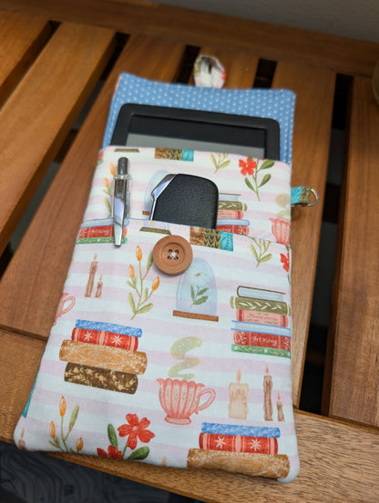 eBookworm ereader Pouch - The OG
